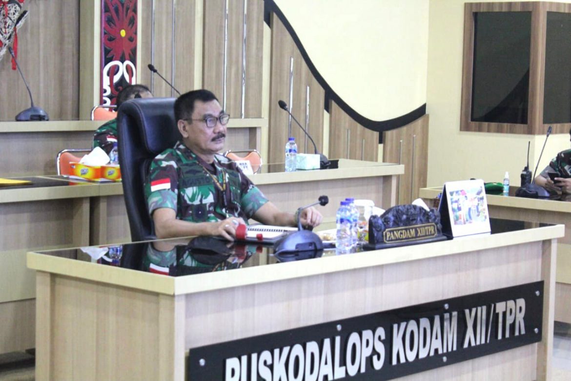 Bahas Vaksinasi dan Pelaksanaan Tugas Operasi, Pangdam XII/Tpr Ikuti Rapat Bersama Kasad