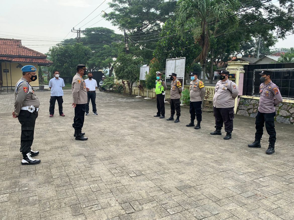 Kapolsek Mauk Polresta Tangerang Pimpin Apel Pagi Dan Beri Arahan