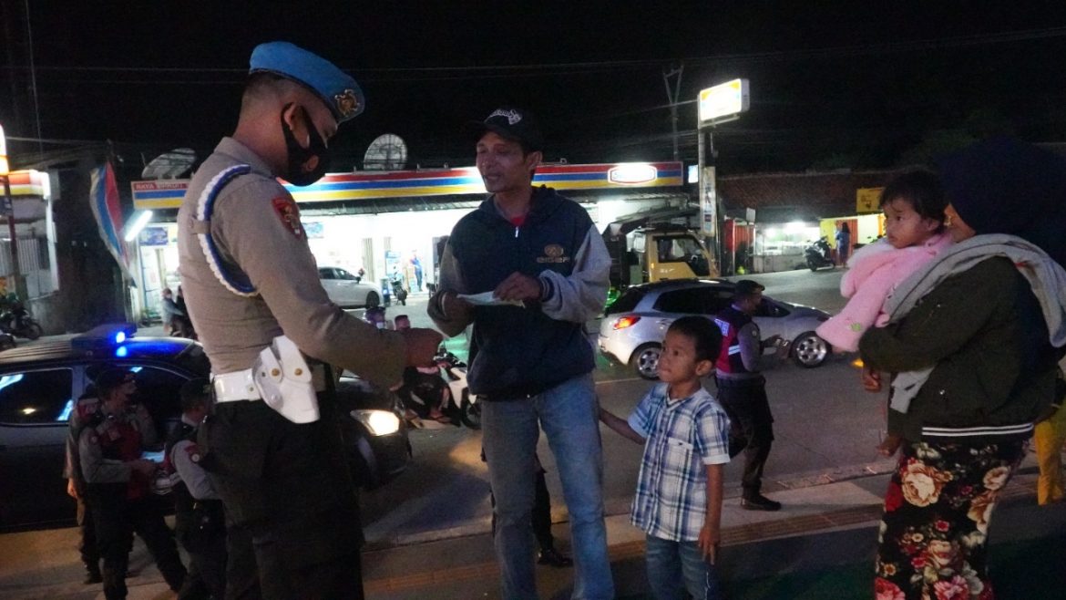 Polres Bogor Lakukan Patroli Malam Guna Pendisiplinan Protokol Kesehatan