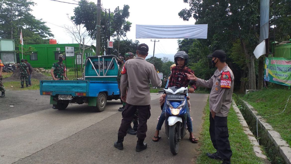 Polsek Sukamakmur Tingkatkan Disiplin Masyarakat Akan Prokes Melalui Patroli PPKM