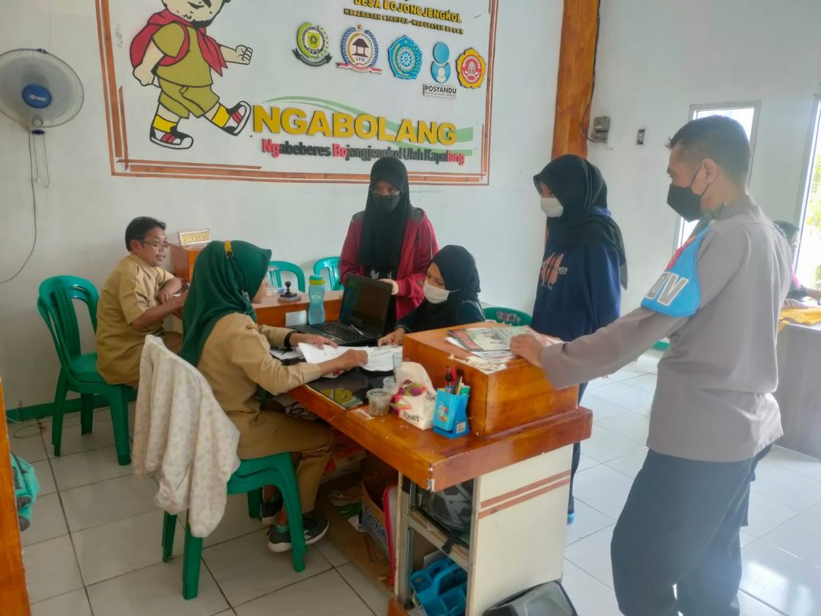 Polsek Ciampea Terus Lakukan Vaksinasi Massal