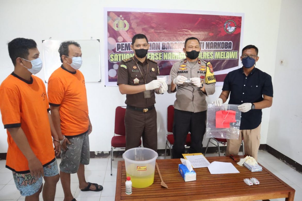 POLRES MELAWI MUSNAHKAN BARANG BUKTI 87,81 GRAM NARKOTIKA JENIS SABU
