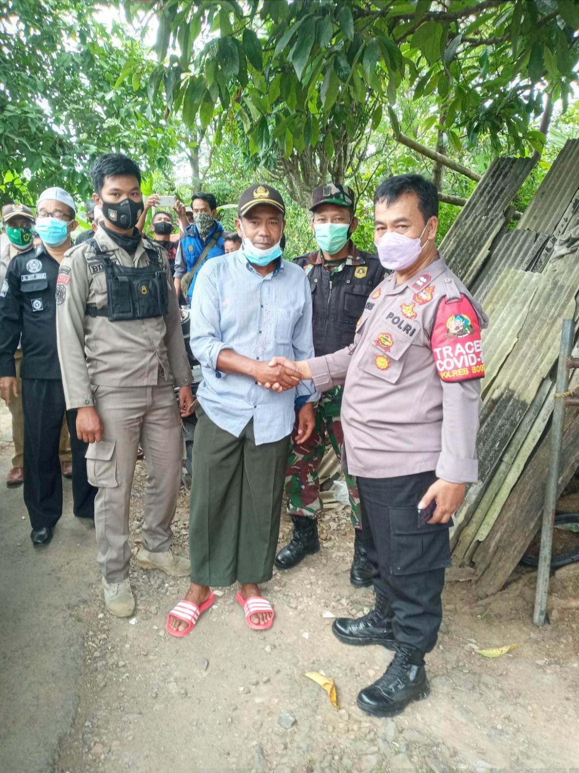 Penemuan Mayat Dalam Gubug Gegerkan Warga, Polsek Cigudeg Lakukan Penyelidikan