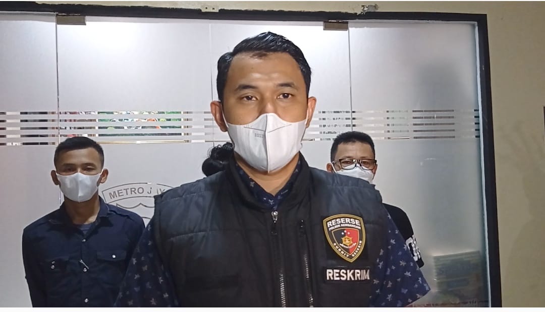 Polsek Kembangan Jakarta Barat Meringkus Dua Orang Pelaku Penjambretan Telepon Selular