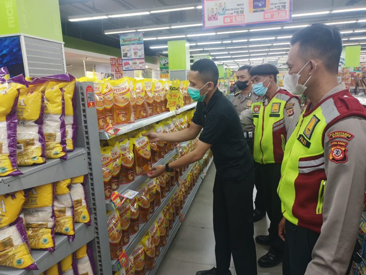 Polisi Cek Stabilitas Ketersediaan Minyak Goreng