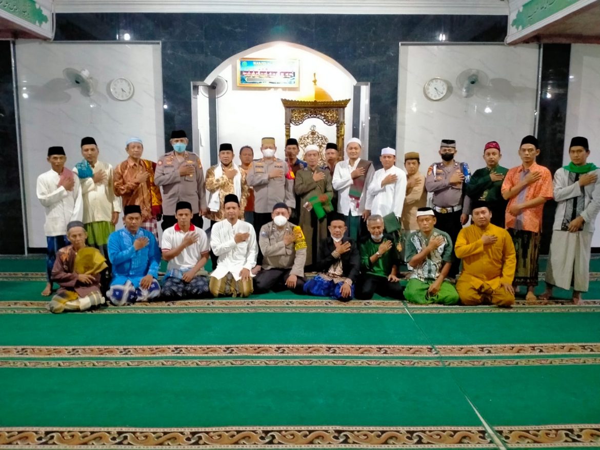 Polsek Kalideres Jakarta Barat Terus Menggencarkan Safari Shubuh keliling Dan Dakwah Kamtibmas (Suling Dakmas) Di Wilayah Kalideres Jakarta Barat Selama Bulan Suci Ramadhan 1443 H
