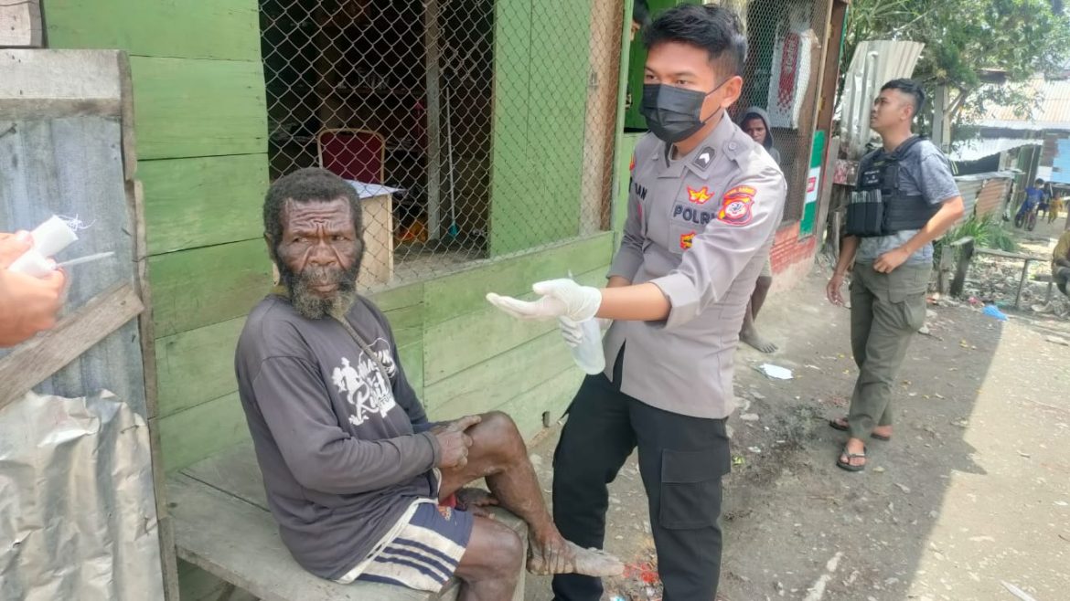 Satgas Binmas KELADI SAGU Asosiasi Bentuk Tali Asih Kepada Masyarakat Polres Intan Jaya