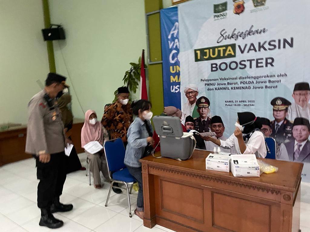 Polres Bogor Bersama PWNU Sukseskan 1 Juta Vaksin Booster