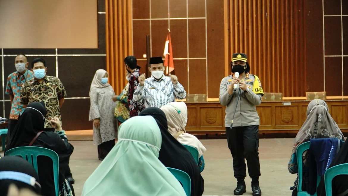 Sinergitas Polri bersama NU, Kemenag, dan Pemkot Banjar Gelar Vaksinasi Booster Serentak