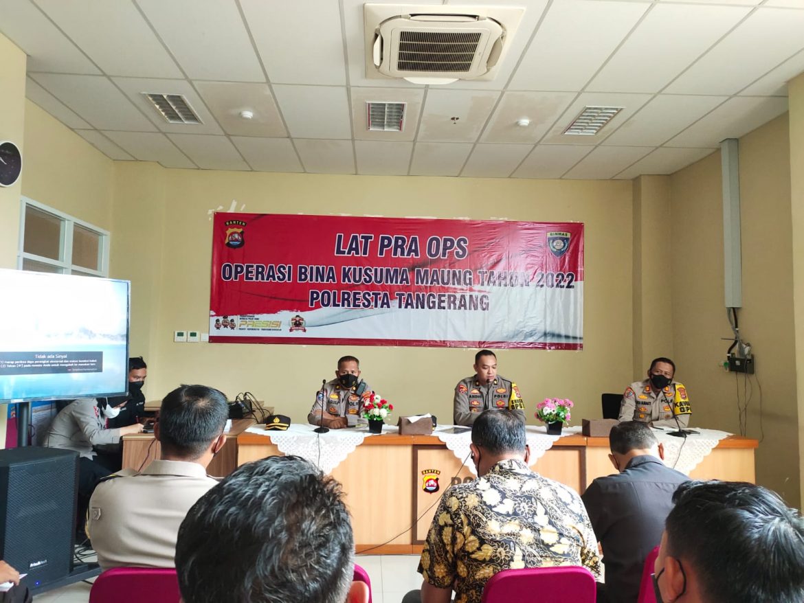 Anggota Bagren Polresta Tangerang Melaksanakan Apel Kesiapsiagaan Satgas Operasi Ketupat Maung 2022