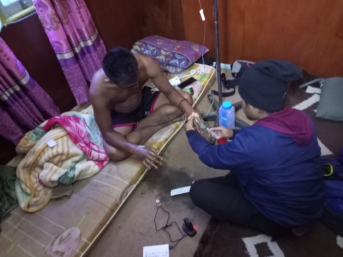 Jaga kondisi kesehatan, Satgasres Preventive Operasi Damai Cartenz-2022 Sempatkan Diri Berobat Rutin Cek kesehatan