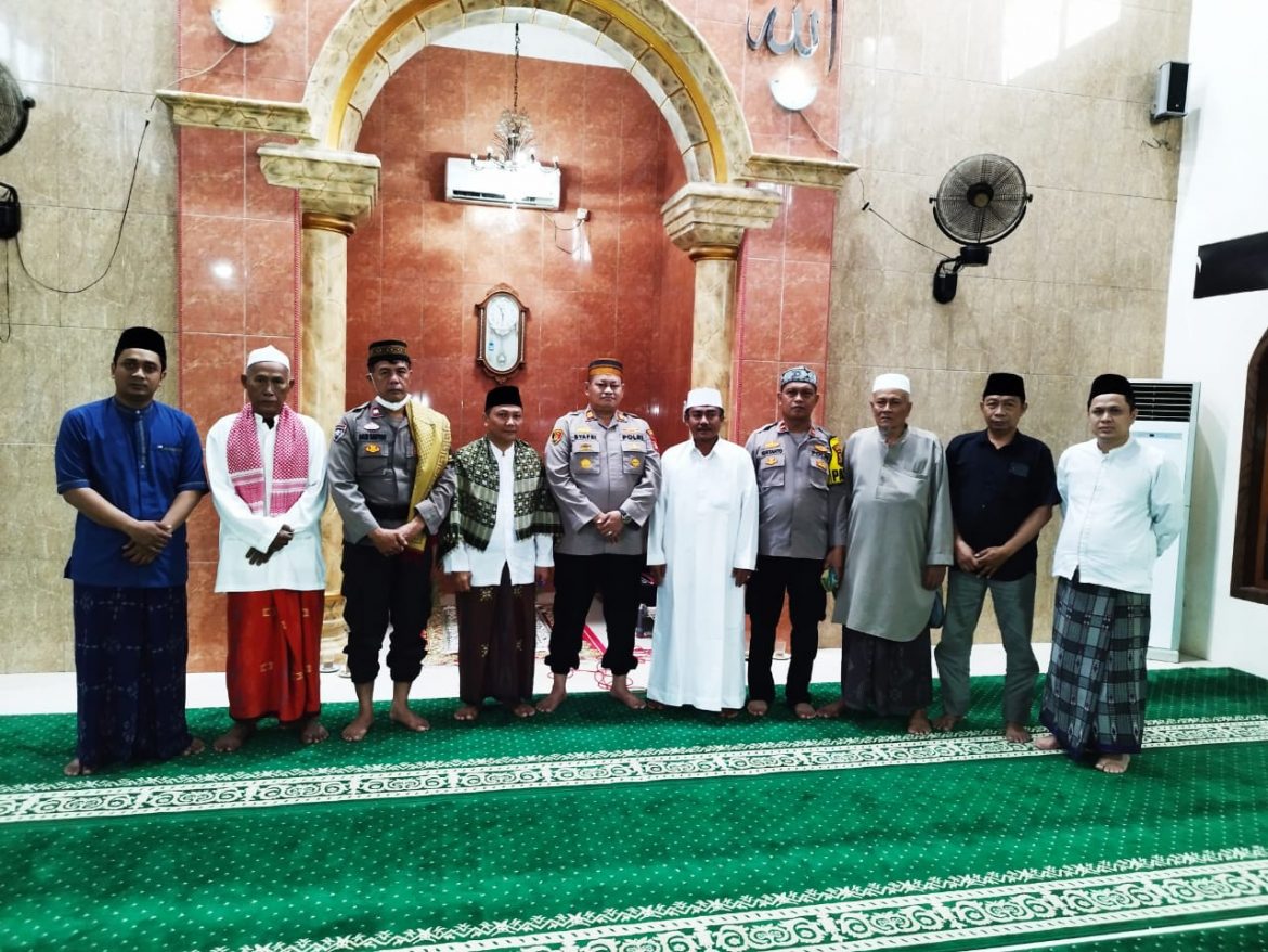 Jajaran Polsek Kalideres Jakarta Barat Terus Menggencarkan Safari Subuh Keliling Dan Dakwah kamtibmas