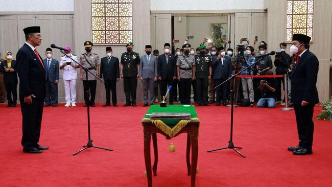 Gubernur Banten Al Muktabar Resmi Melantik M Trenggono Sebagai Pj Sekda