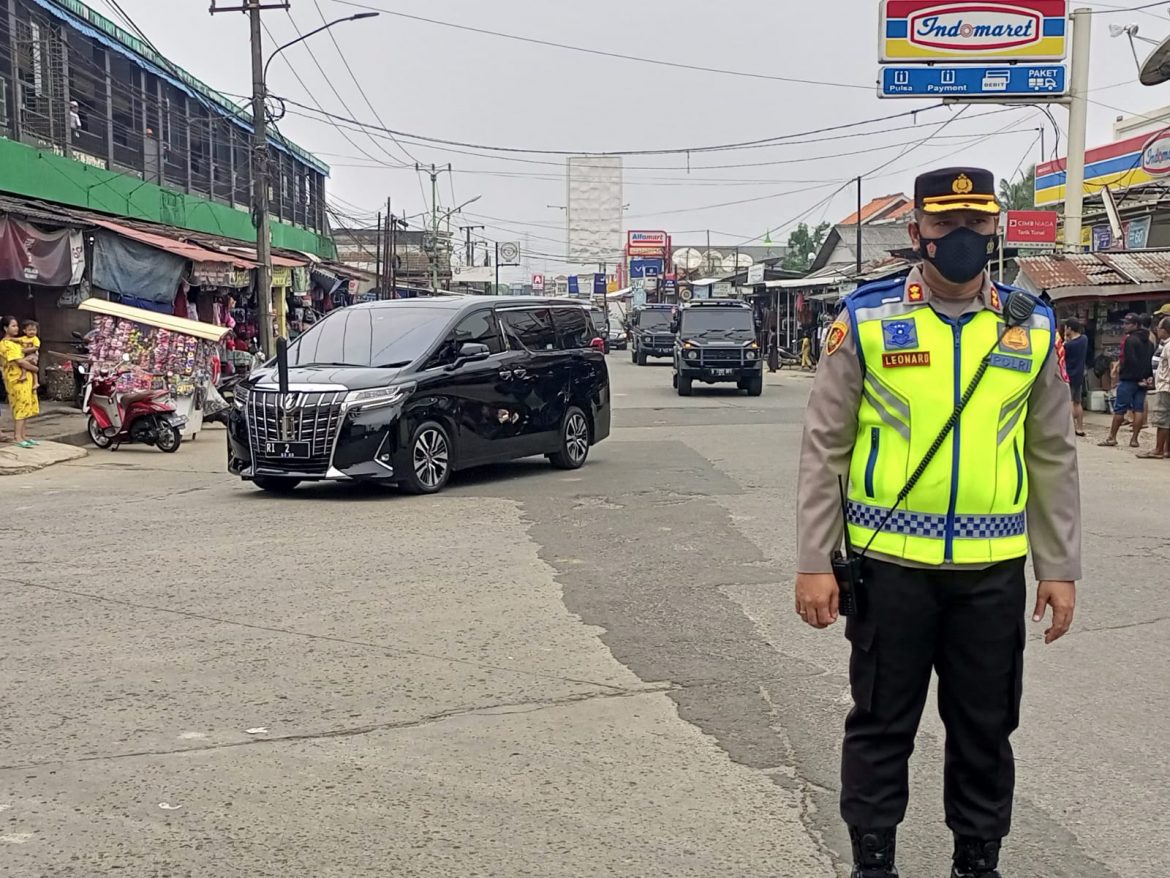 Antisipasi Gangguan Keamanan, Wakapolresta Tangerang Pimpin Pengamanan Jalur Perlintasan Wapres