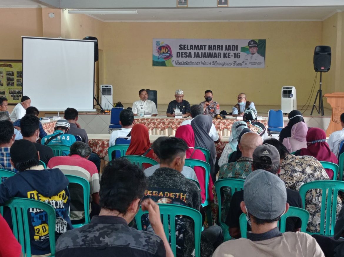 Polres Banjar Hadiri Penetapan Bantuan Rutilahu Program Provinsi Jawa Barat Tahun 2022 di Desa Jajawar