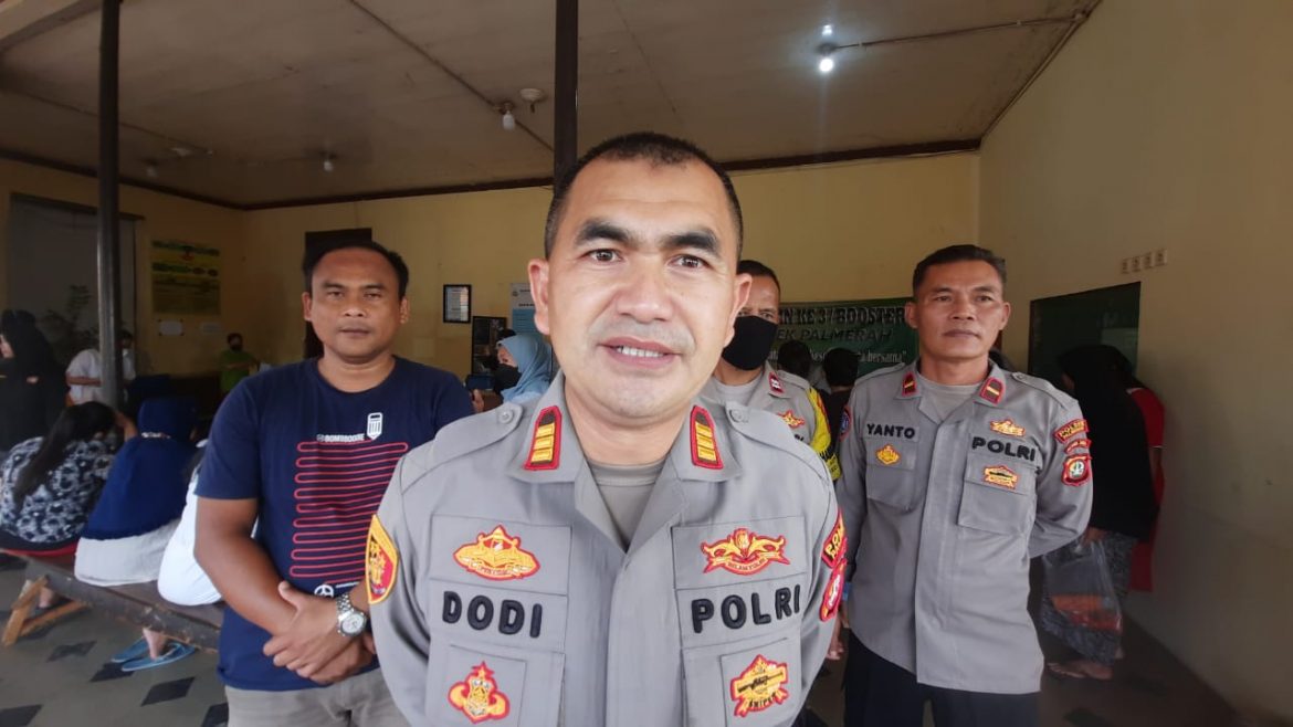 Ratusan Anak Anak Bersama Para Orang Tua Menggeruduk Polsek Palmerah Jakarta Barat