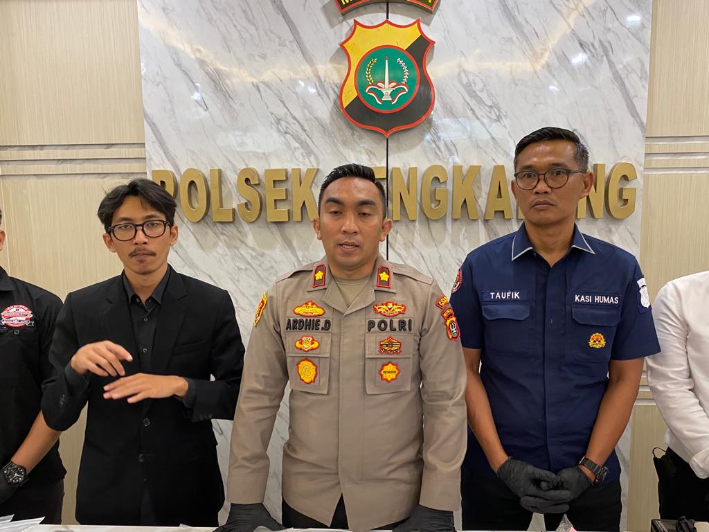 Polsek Cengkareng Kembali Mengamankan 4 Pelaku Yang Terlibat Dalam Aksi Pencurian Rumah Kosong Di Kawasan Cengkareng, Jakarta Barat