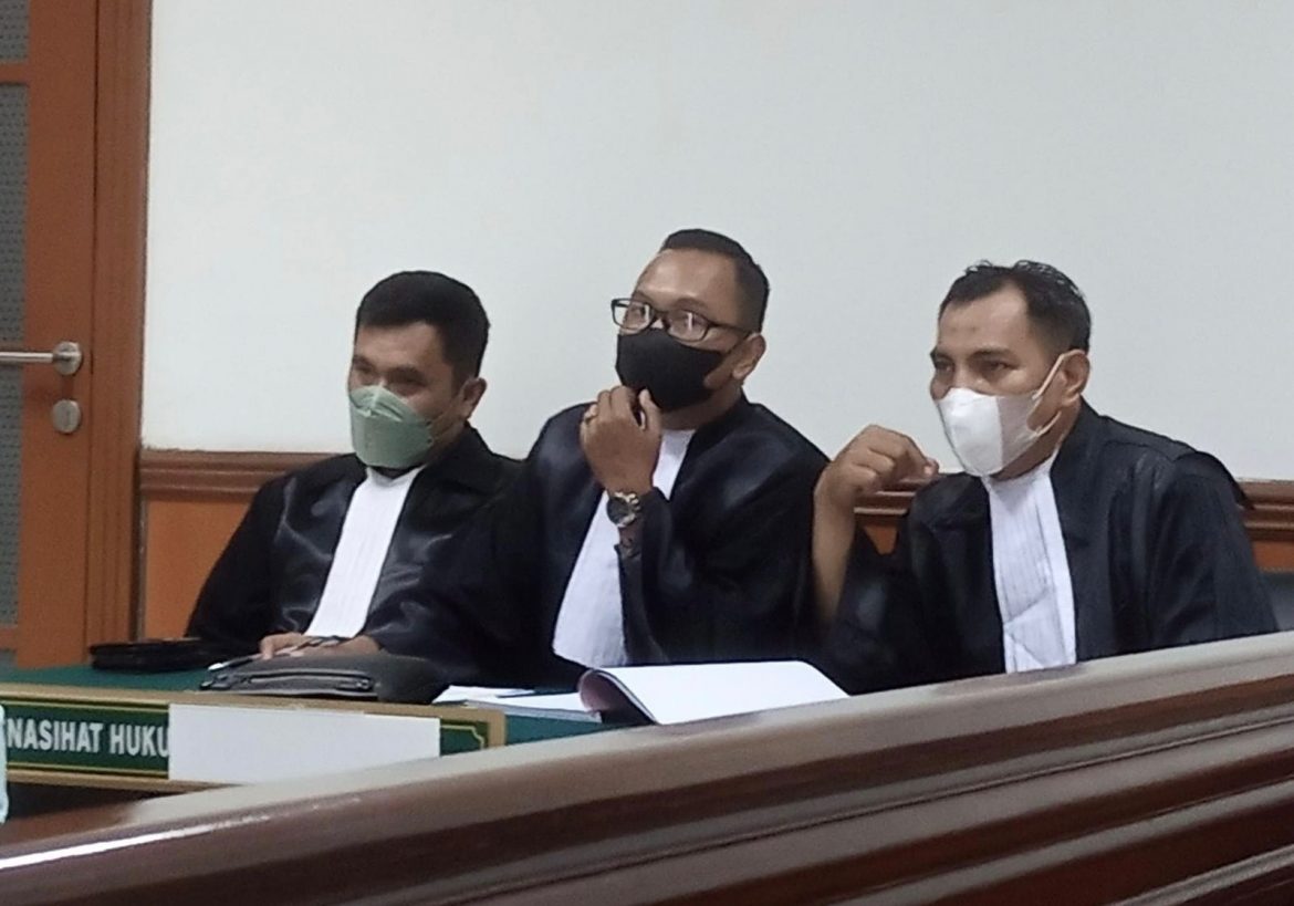 Tim Kuasa Hukum MR, Ade Manansyah,SH.MH Berhasil Lakukan Upaya Hukum Hingga Terdakwa MR Divonis Bebas