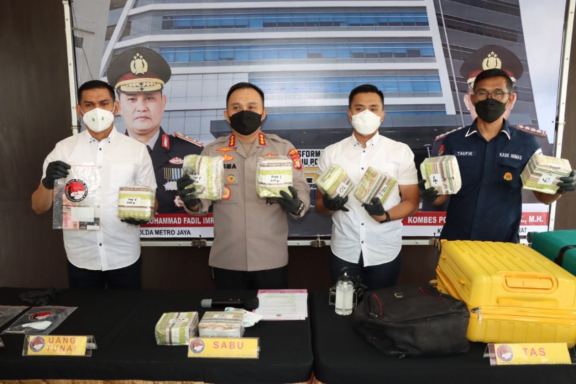 Satuan Narkoba Polres Metro Jakarta Barat Menggagalkan Peredaran Gelap Narkoba Jaringan Internasional Malaysia – Aceh – Pekanbaru – Jakarta