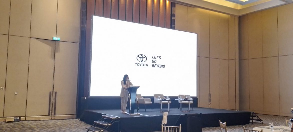Pameran Indonesia International Auto Show (GIIAS) 2022 : “Kedepankan Teknologi EV, GIIAS 2022 Hadirkan Test Track Indoor”