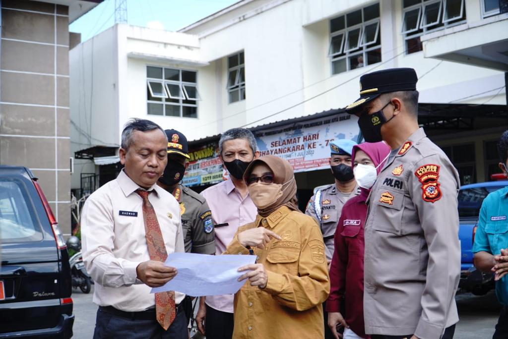 Tidak Hanya Masyarakat, Wali Kota Bersama Kapolres Banjar Cek Perangkat Daerah Kota Banjar yang Belum Divaksin