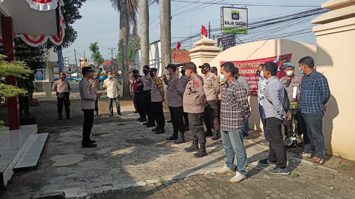 SatIntelkam Polresta Tangerang beserta beserta Anggota Polresta Tangerang Apel Pengamanan Antisipasi Konflik Sosial