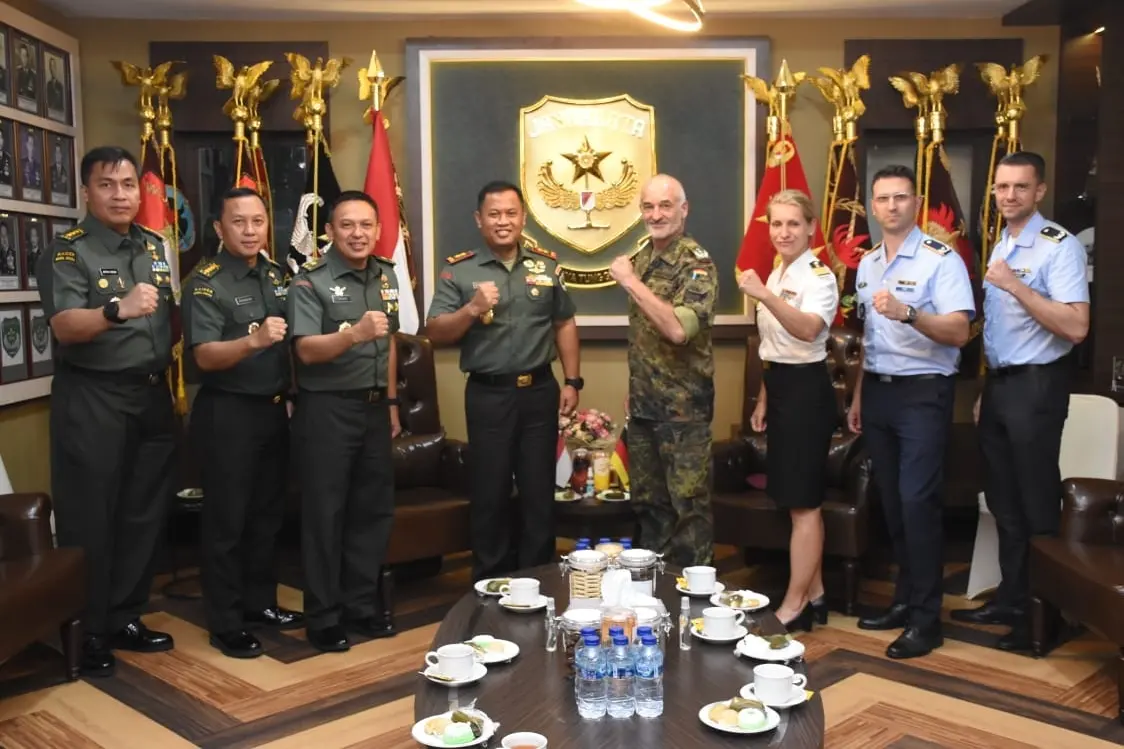 Pangdam Jaya Menerima Kunjungan Atase Pertahanan Kedubes Jerman