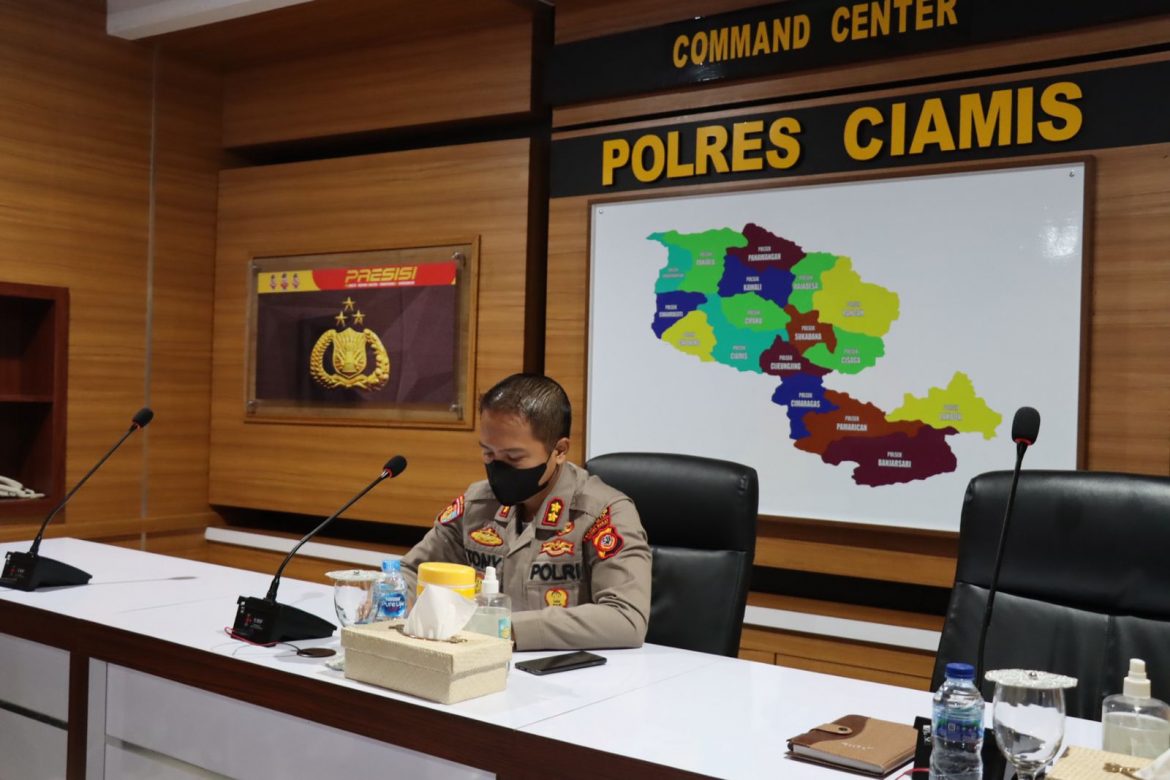 Secara Zoom Meeting Bersama Kapolda Jabar: Kapolres Ciamis Ikuti Pembukaan Latram Bagi Anggota Polri Polda Jabar