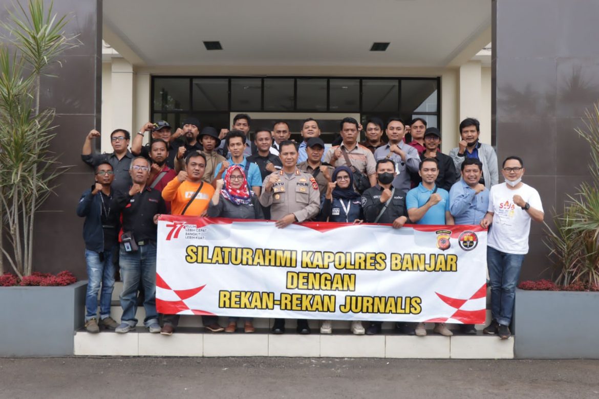 Bersilaturahmi dengan Awak Media, Kapolres Banjar: Bantu Kami Jaga Kondusifitas Kota Banjar