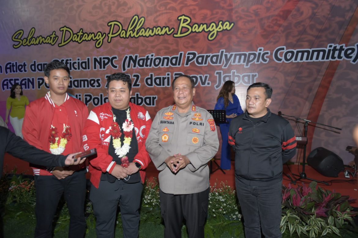 Seluruh Atlet Paralympic, Pelatih Dan Official Gembira Di Sambut Kapolda Jabar