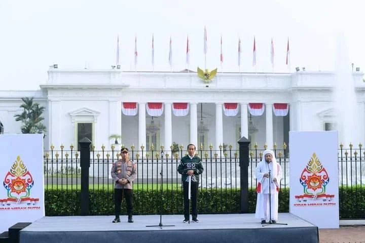 Presiden Joko Widodo Lepas Kirab Merah Putih