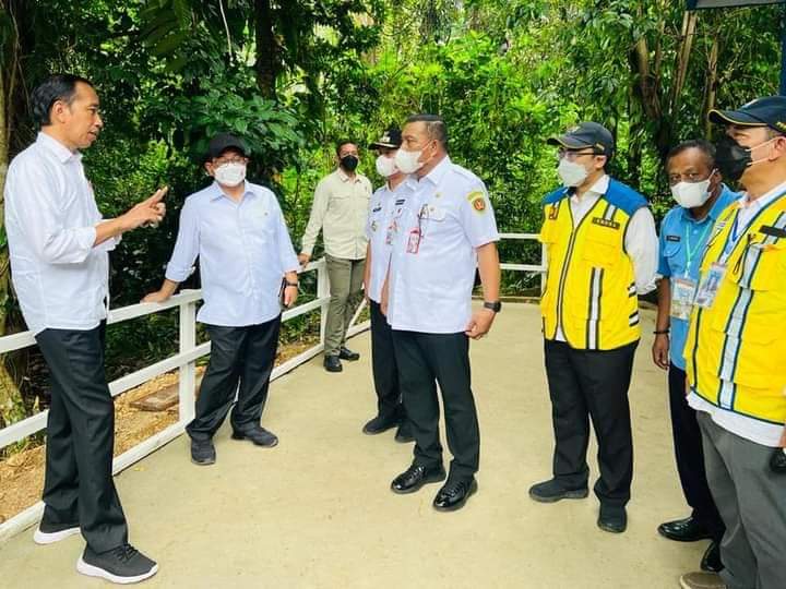 Tinjau Sistem Penyediaan Air Minum, Presiden: Antisipasi Adanya Lonjakan Kebutuhan