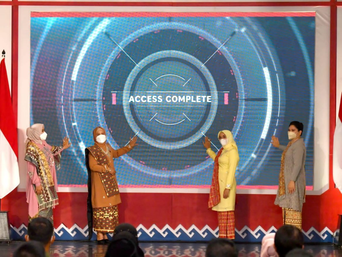 Ibu Iriana Jokowi Buka Pameran Kriyanusa Tahun 2022