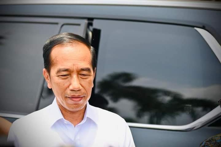 Tanggapi Dugaan Kasus Suap dan Korupsi, Presiden: Semua Sama di Mata Hukum