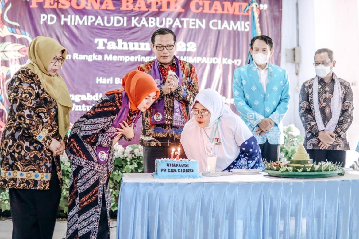Peringati HUT HIMPAUDI ke – 17 , HIMPAUDI Kenalkan Batik Khas Ciamis Sejak Dini