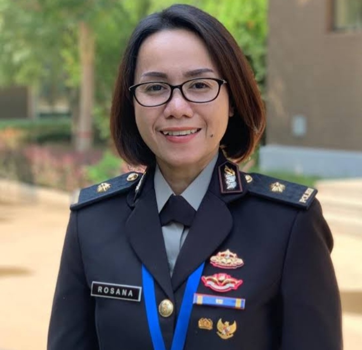 Kapolsek Tambora Polres Metro Jakarta Barat Kompol Rosana Albertina Labobar Mengagas Program Kegiatan Celengan Yatim Piatu Untuk Anak-Anak Yatim Piatu Yang Terdampak Covid-19