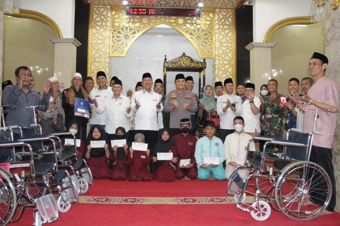 Kapolres Metro Jakarta Barat Menghadiri Kegiatan Jumat Faedah
