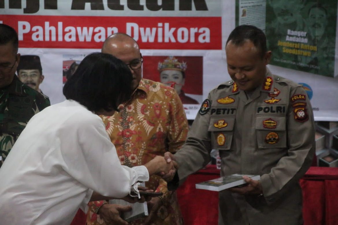 Kombes Pol Raden Petit Wijaya, S.I.K,Menghadiri Bedah buku “AMJI ATTAK Kisah Perjuangan Sang Bhayangkara