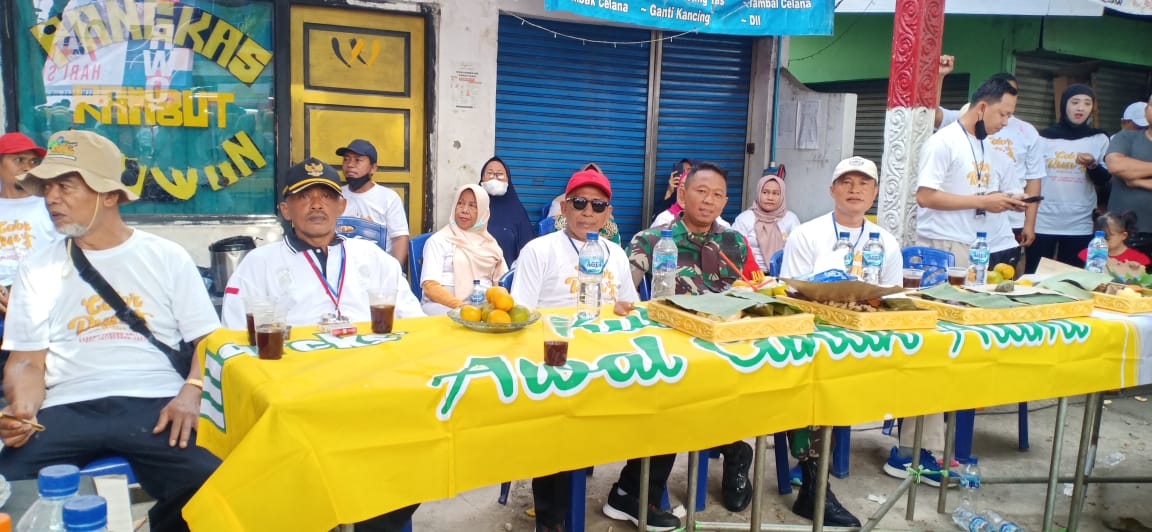 Memperingati Hari Sumpah Pemuda Dengan Lomba Colour Run, Bazar UMKM oleh Ketua RW.10, Babinsa Koramil Cakung dan Karang Taruna.