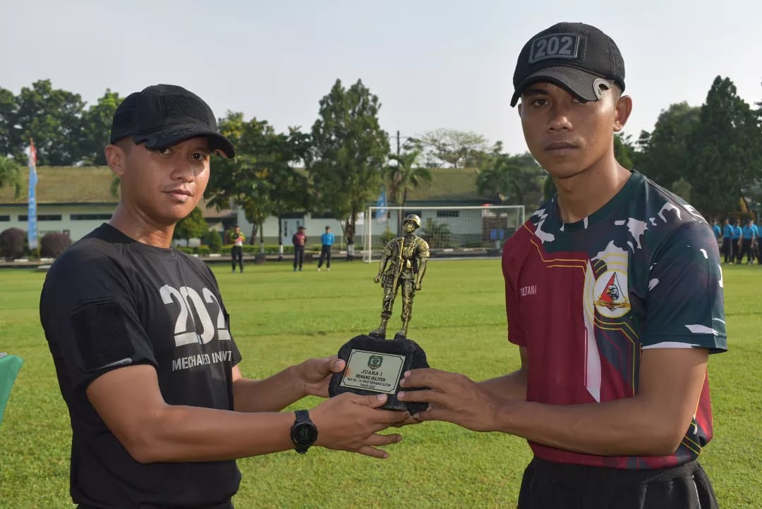 Pekan Olahraga Batalyon Infanteri Mekanis 202/Tajimalela Resmi Ditutup Langsung Komandan Batalyon Infanteri Mekanis 202/Tajimalela.