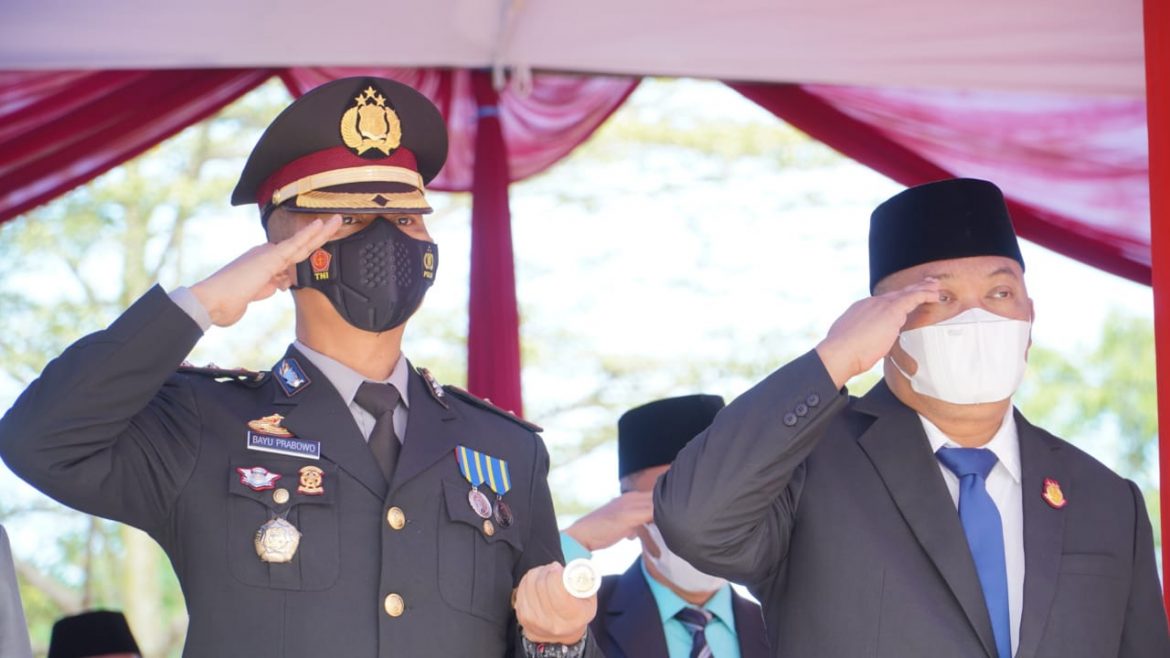 Kapolres Banjar Mengikuti Upacara Peringatan Hari Pahlawan Tahun 2022 Tingkat Kota Banjar