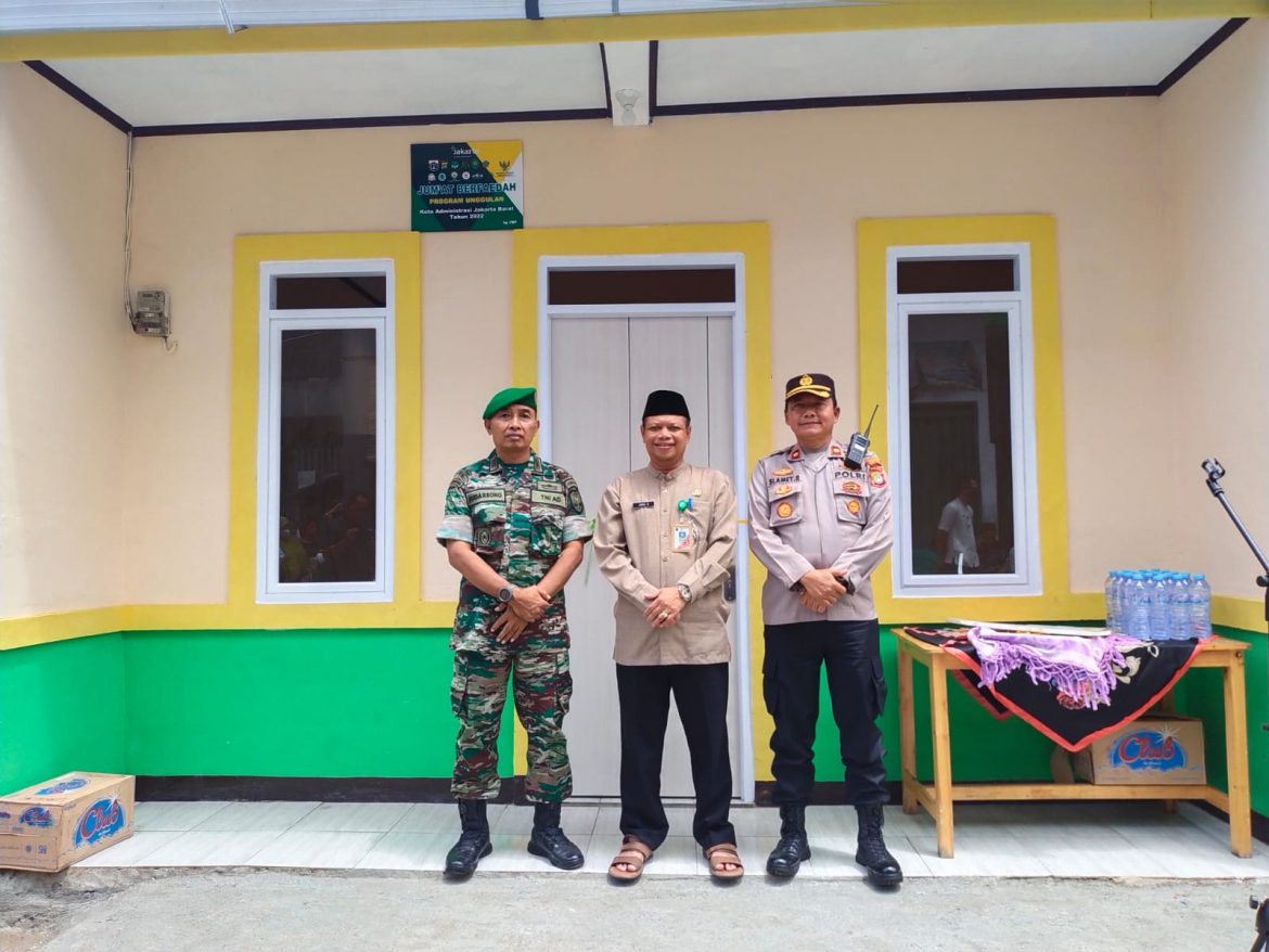 Danramil 05/KJ Bersama Tiga Pilar Hadiri Peresmian dan Penyerahan Kunci Bedah Rumah Warga