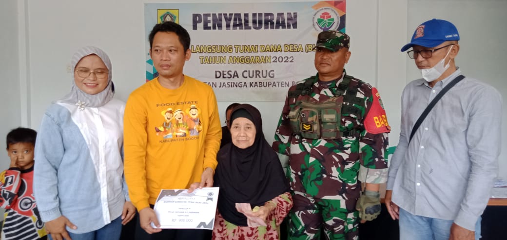 Pemdes Curug Salurkan BLT-DD Tahap 4 ke 149 KPM