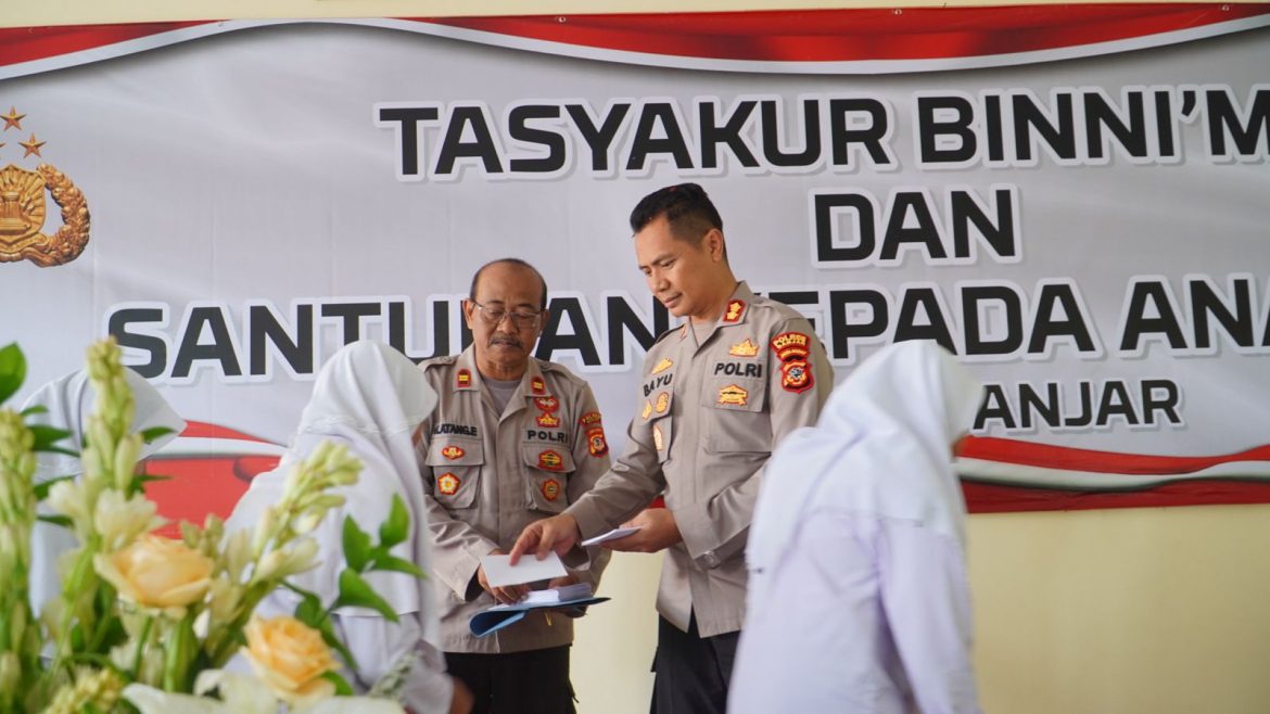 Sebagai Bentuk Rasa Syukur, Polres Banjar Menyantuni Anak Yatim dan Piatu