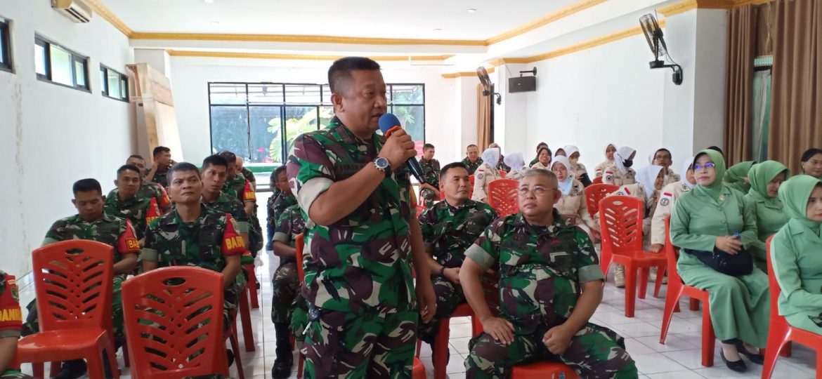 Prajurit, PNS dan Persit KCK Cabang XIX Kodim 0505/JT Terima Penyuluhan Hukum