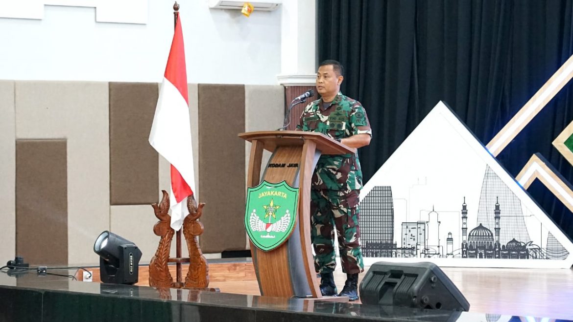 Diskusi Interaktif Tentang Pembinaan Lingkungan Hidup Di Markas Kodam Jaya