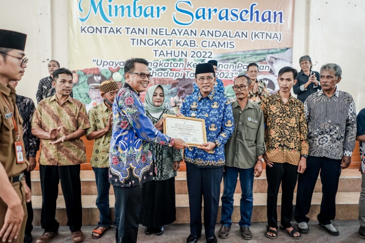 Buka Mimbar Sarasehan KTNA, Bupati Ciamis Harapkan Petani Tetap Optimis Ditengah Isu Resesi 2023