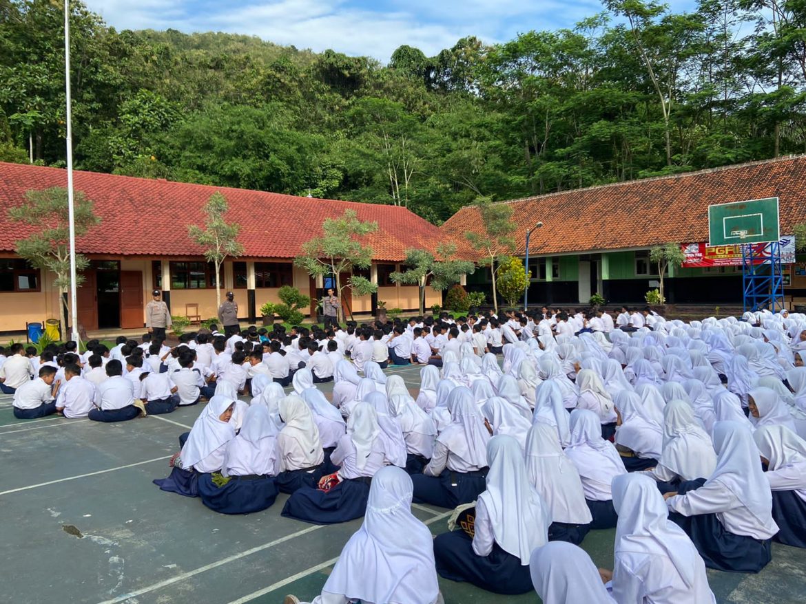 Antisipasi Terjadi Perundungan/Bullying di Lingkungan Sekolah, Satbinmas Polres Banjar Edukasi Peserta Didik