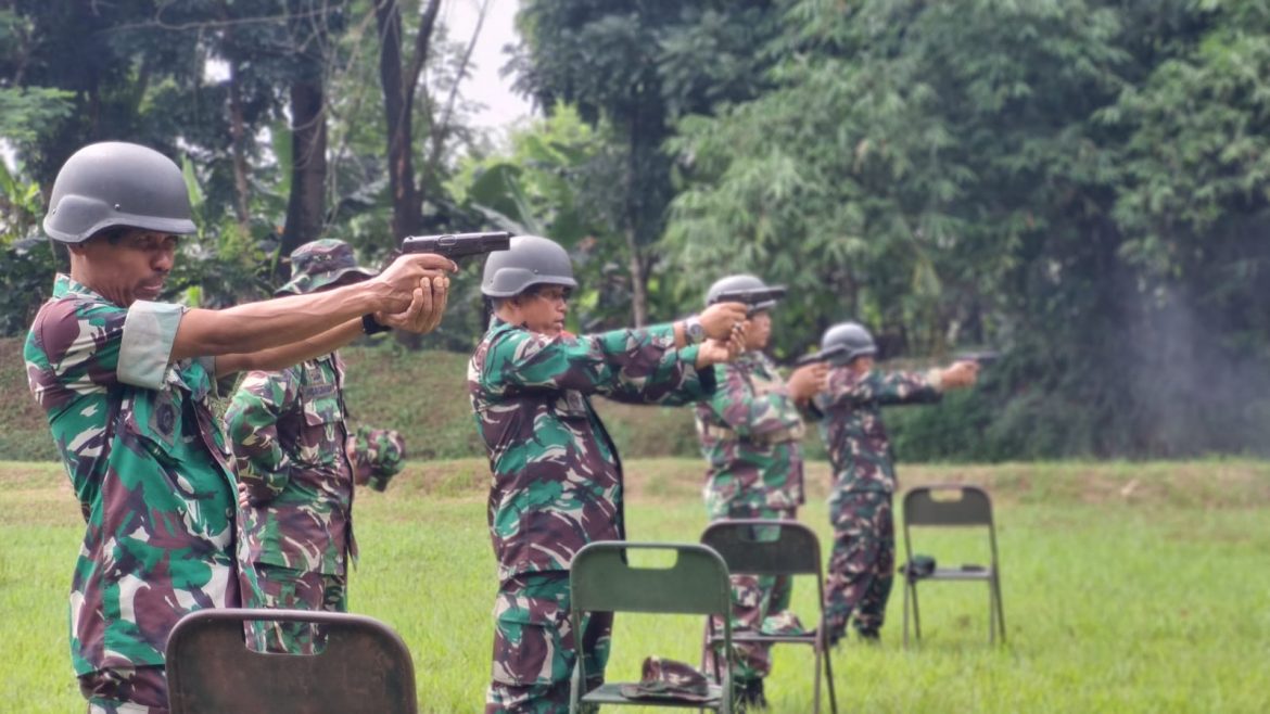 Maksimalkan Waktu Latihan Untuk Mengasah Kemampuan, Kodim 0507/Bekasi Latihan Menembak Hari Kedua
