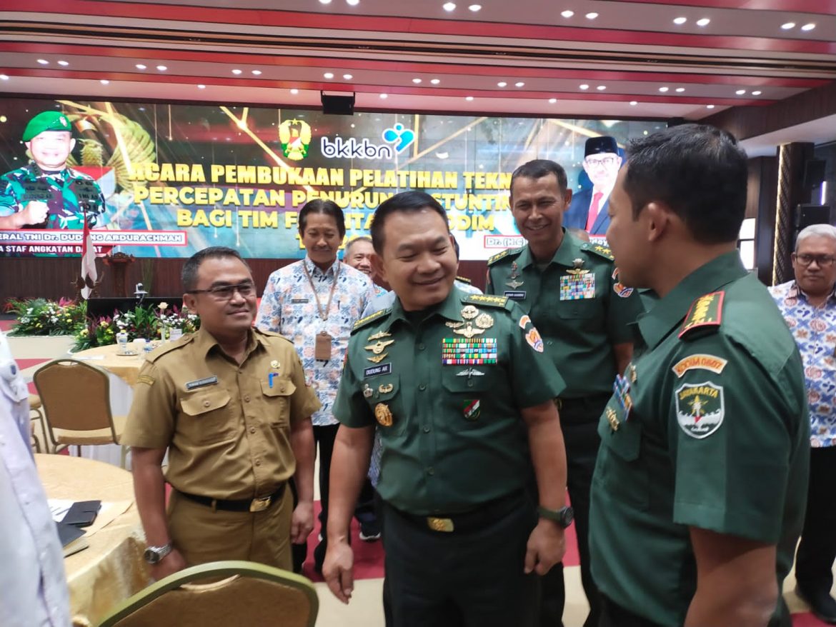 Dandim 0507/Bekasi Beserta Perwira Stafnya Hadiri Acara Pembukaan Pelatihan Teknis Percepatan Penurunan Stunting Di Mabesad